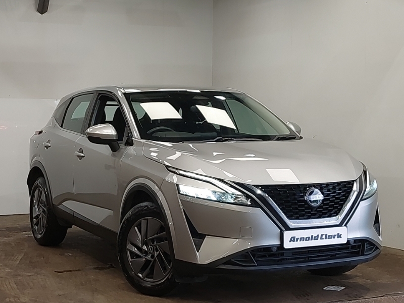 Nissan Qashqai 1.3 Dig-t Mh Acenta Premium Silver