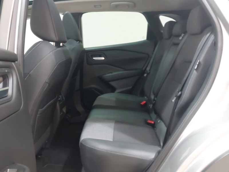Nissan Qashqai 1.3 Dig-t Mh N-connecta Glass Roof SM25XYF Silver #6