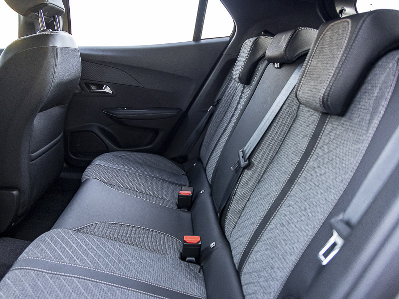 Peugeot 2008 1.2 Puretech Allure Grey #6