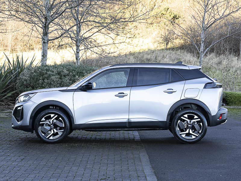 Peugeot 2008 1.2 Puretech Allure Grey #4