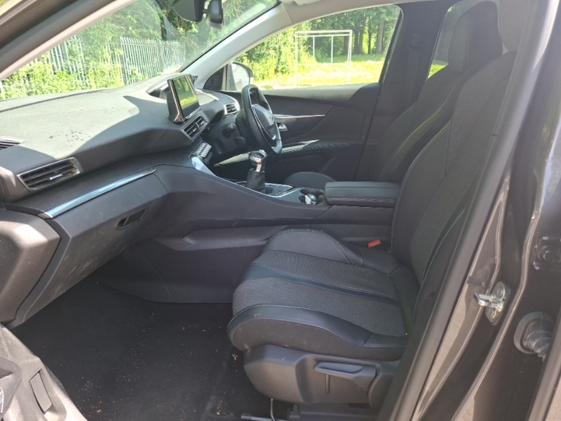 Peugeot 5008 1.2 Puretech Allure LE21JYJ Grey #5