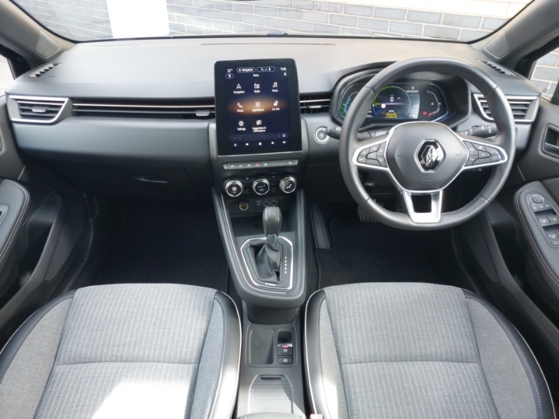 Renault Clio 1.6 E-tech Hybrid 140 Lutecia Se YF22YFG Black #3