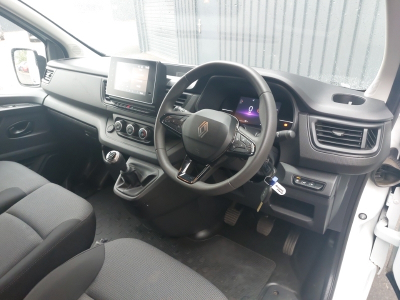 Renault Trafic Ll30 Blue Dci 130 Advance Safety Van SG74JVR White #3