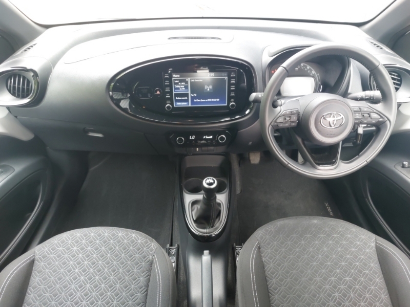 Toyota Aygo X 1.0 Vvt-i Edge SP73XDV White #3
