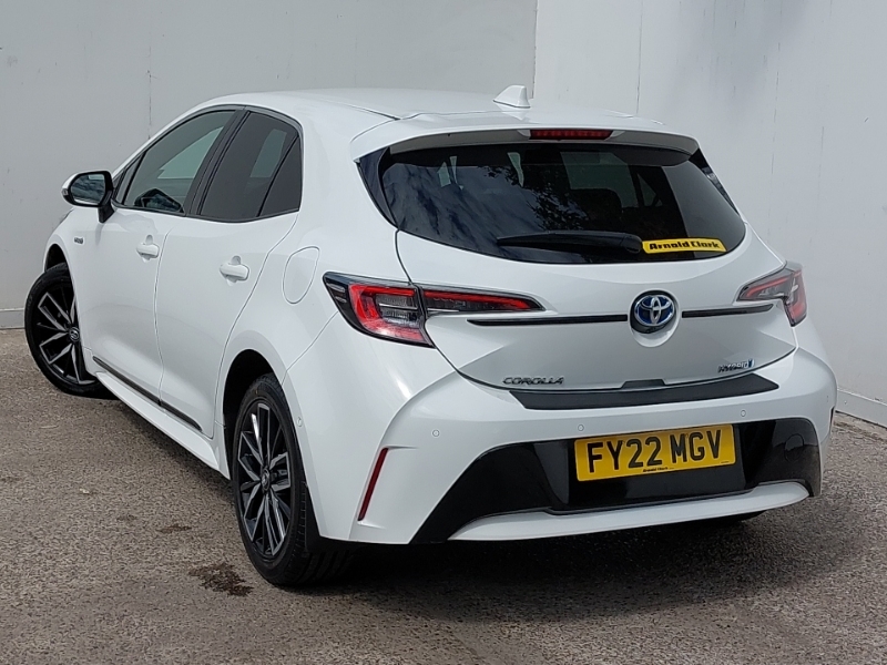 Toyota Corolla 1.8 Vvt-i Hybrid Design Cvt FY22MGV White #2