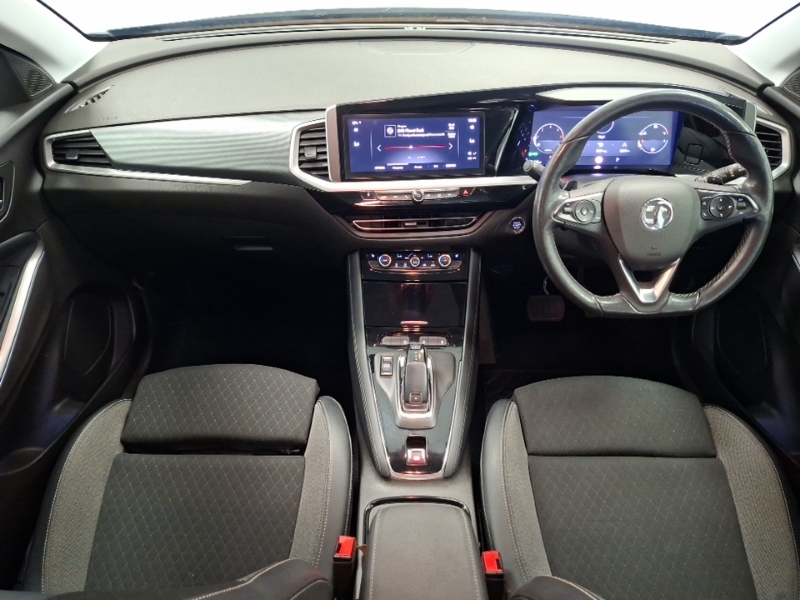 Vauxhall Grandland 1.5 Turbo D Elite Black #3