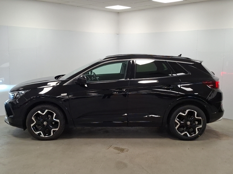 Vauxhall Grandland 1.5 Turbo D Elite Black #4