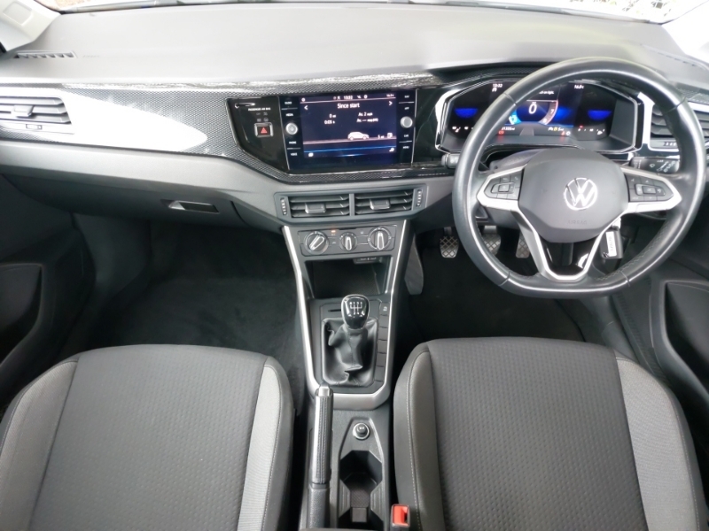 Volkswagen Polo 1.0 Tsi Life GL73SFE Grey #3