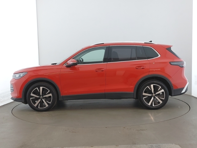 Volkswagen Tiguan 1.5 Etsi 150 Elegance Launch Edition Dsg Red #4