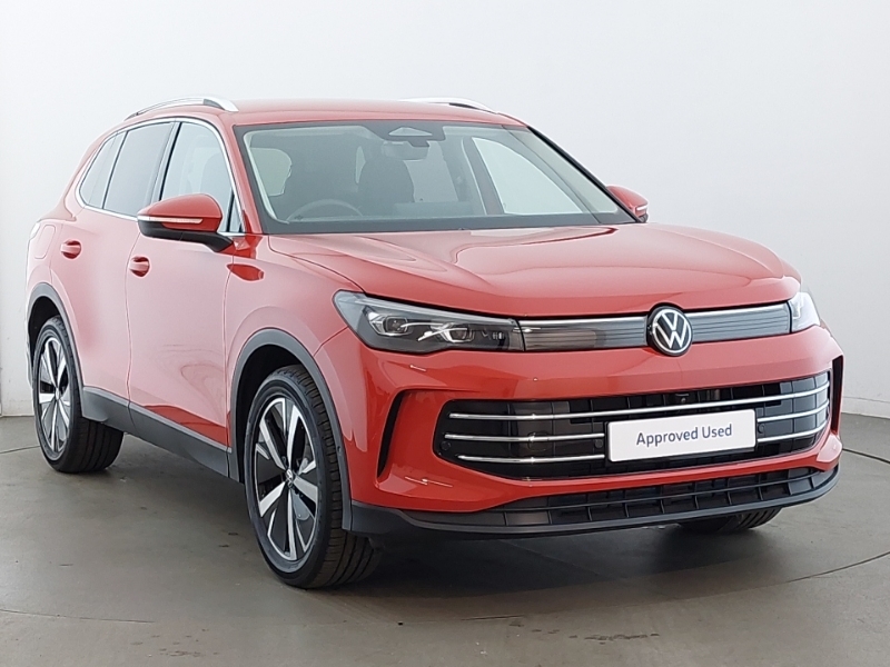 Volkswagen Tiguan 1.5 Etsi 150 Elegance Launch Edition Dsg Red