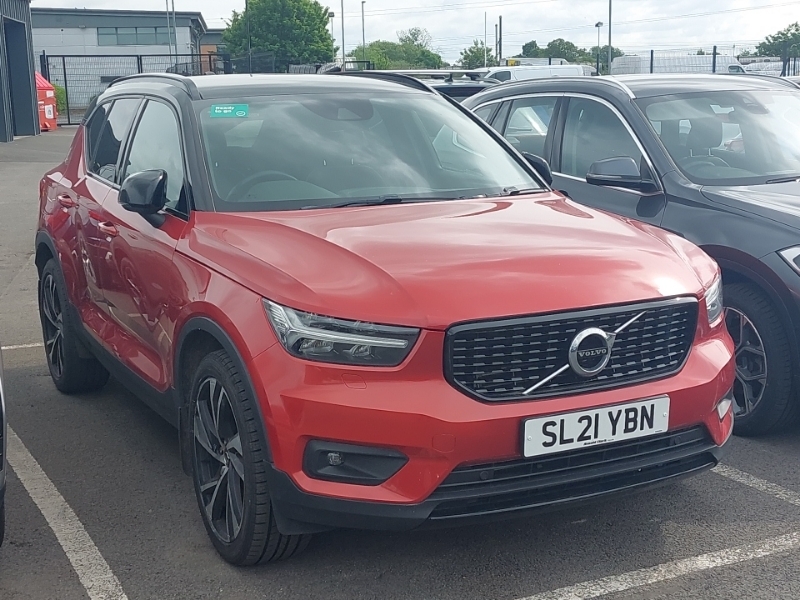 Volvo XC40 1.5 T5 Recharge Phev R Design Pro Red
