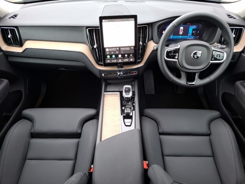 Volvo XC60 2.0 B5p Plus Dark Awd Geartronic SO25KDZ Grey #3