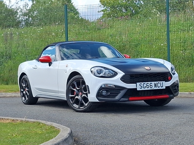 Abarth 124 Spider 1.4 T Multiair White