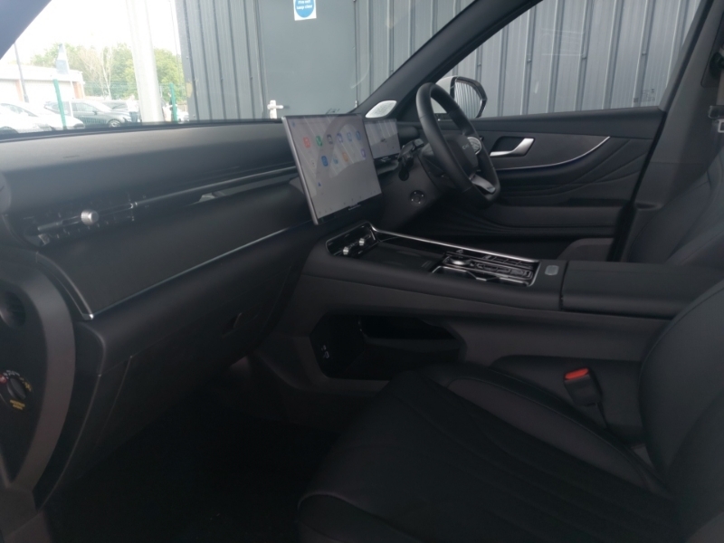 Chery Tiggo 9 1.5T Phev Summit Dht Awd White #5