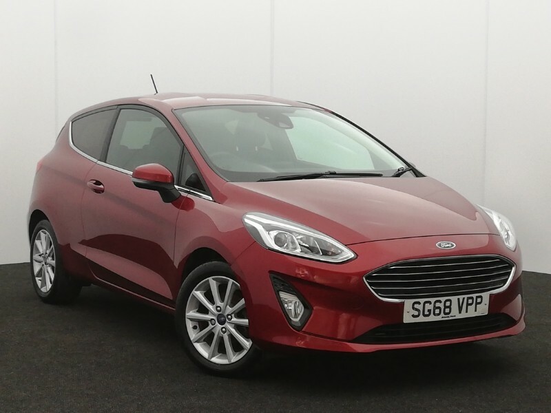 Ford Fiesta 1.0 Ecoboost 125 Titanium Red