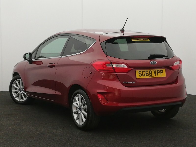Ford Fiesta 1.0 Ecoboost 125 Titanium SG68VPP Red #2