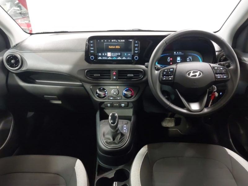 Hyundai I10 1.0 63 Advance Nav EN25MHJ Black #3