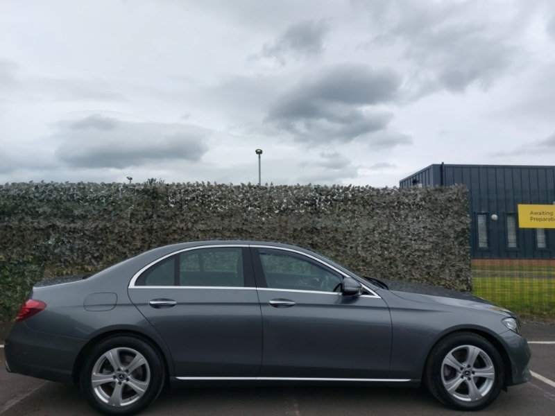 Mercedes-Benz E Class E220d 4Matic Se Premium 9G-tronic SK18UMV Grey #4