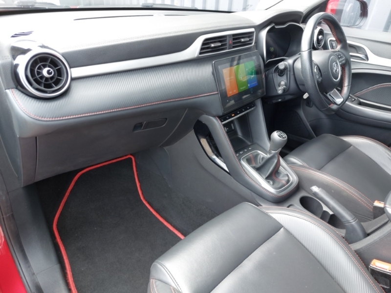 MG ZS 1.5 Vti-tech Exclusive MW72BAO Red #5