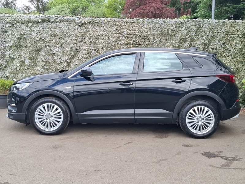 Vauxhall Grandland X 1.5 Turbo D Business Edition Nav SH70NTM Black #4