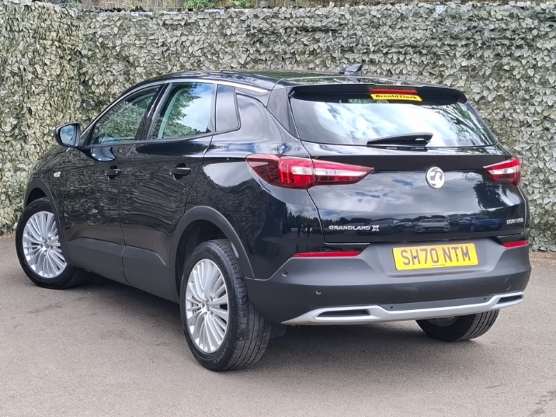 Vauxhall Grandland X 1.5 Turbo D Business Edition Nav SH70NTM Black #2