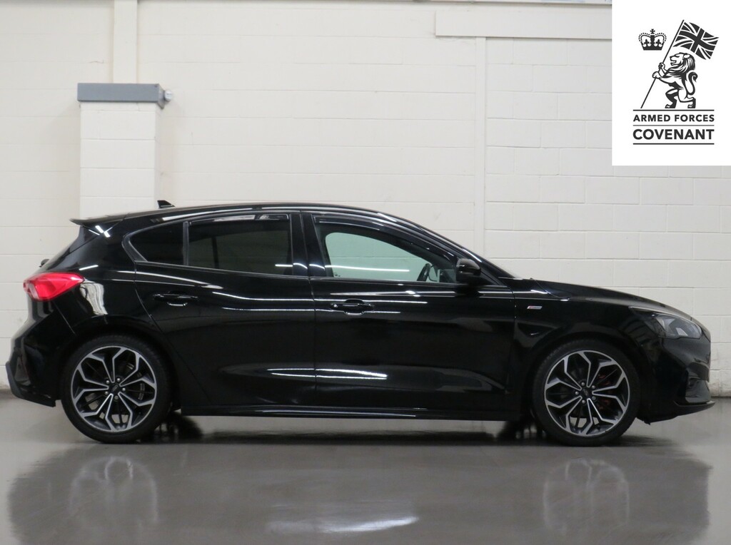 Ford Focus Hatchback 1.5 Ecoblue St-line X Euro 6 Ss YO68RHE Black #2