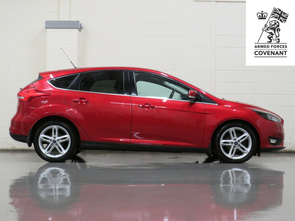 Ford Focus Hatchback 1.5 Tdci Titanium X Euro 6 Ss 20 CV15XRX Red #2