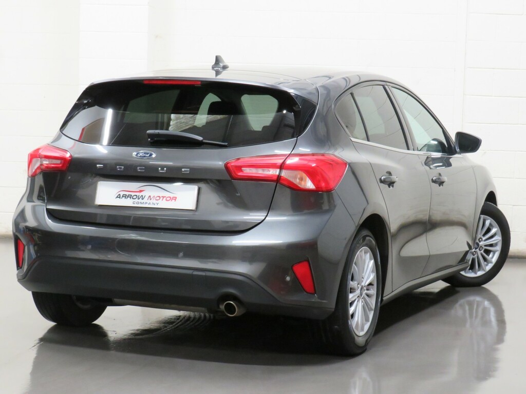 Ford Focus Hatchback 1.5 Ecoblue Titanium Euro 6 Ss 2 EA70BFL Grey #3