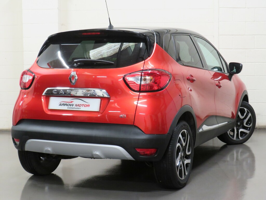 Renault Captur Suv 1.5 Dci Energy Signature Nav Euro 6 Ss NL16VLW Red #3