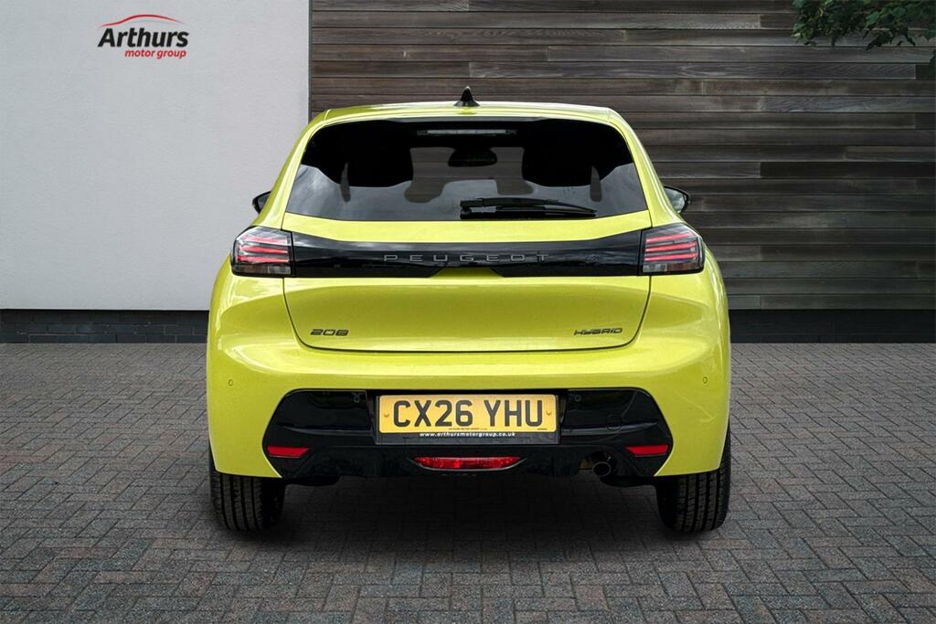 Peugeot 208 Allure Yellow #4