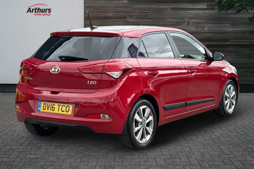 Hyundai I20 Crdi Premium Se DV16TCO Red #3
