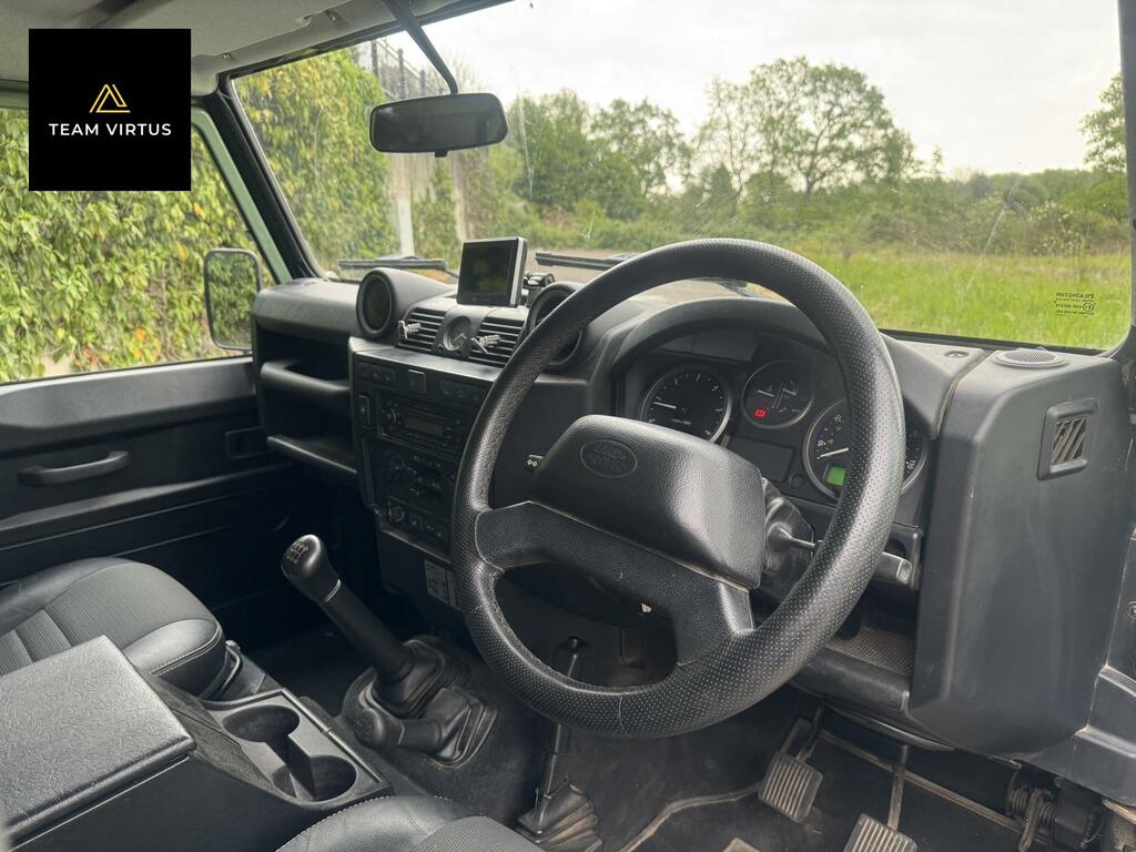 Land Rover Defender 90 2.4 Tdci Xs Station Wagon Double Cab Ma Green #3