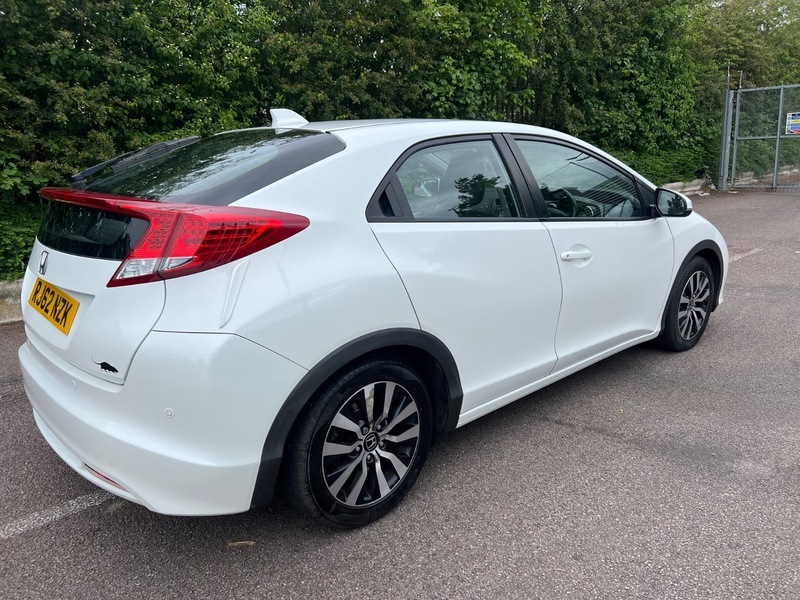 Honda Civic I-dtec Ex White #5