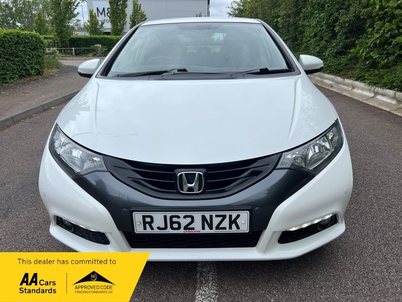 Honda Civic I-dtec Ex White #2