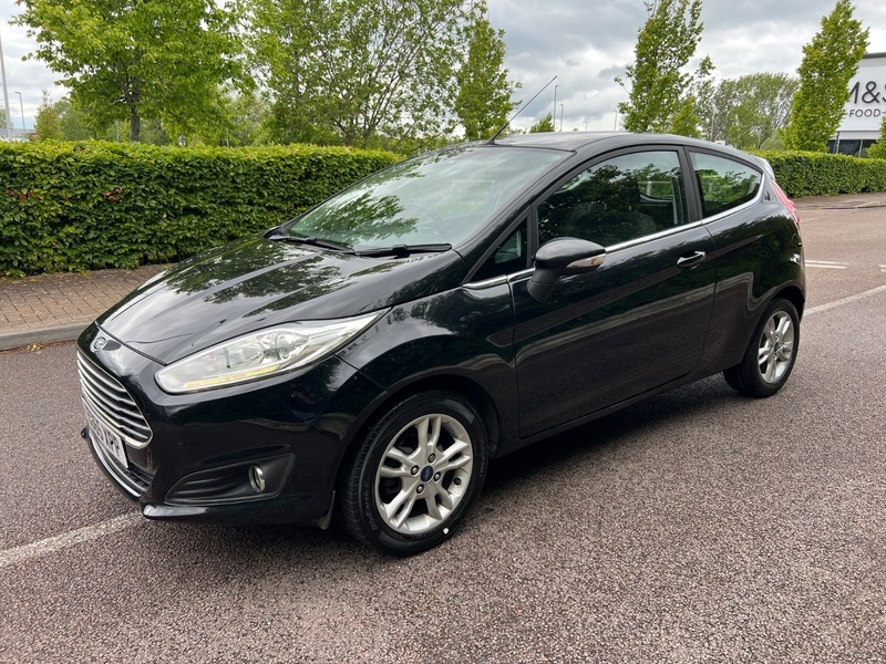Ford Fiesta Zetec Black #5