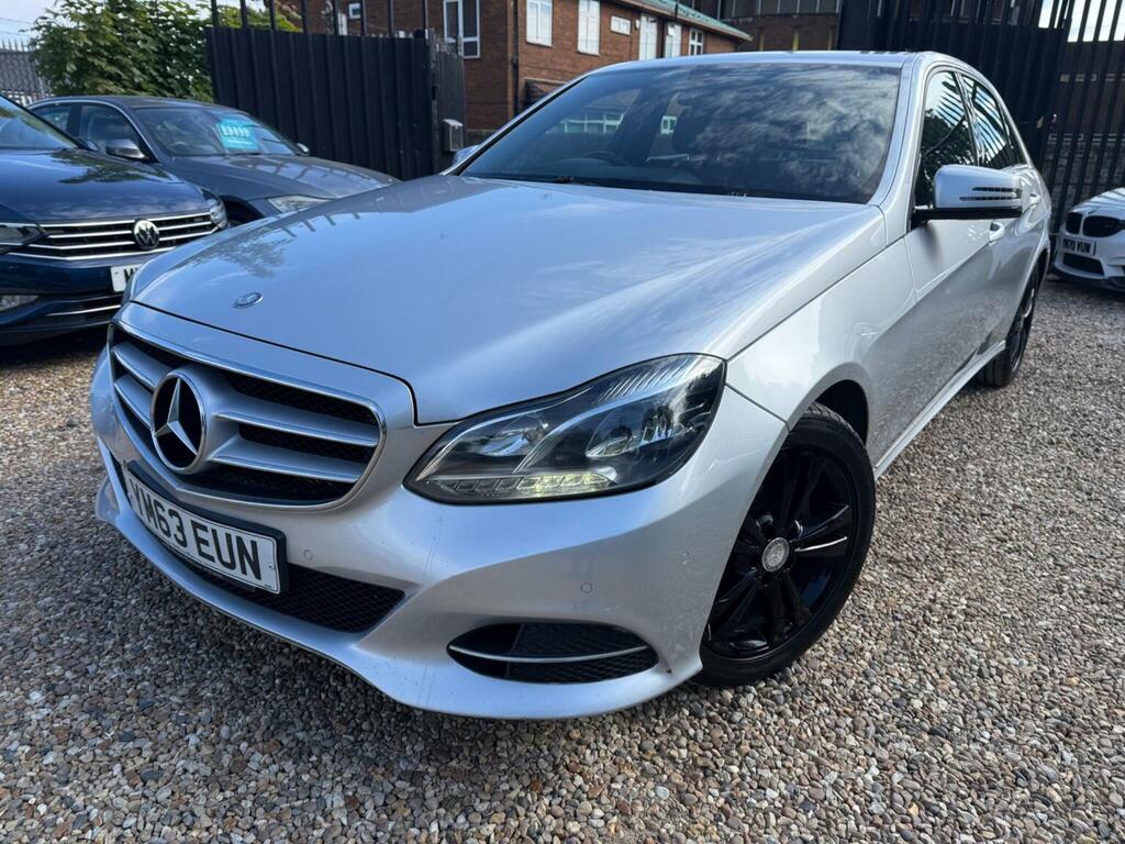 Mercedes-Benz E Class Saloon 2.1 E300dh Bluetec Se G-tronic Euro 5 Ss Silver #3