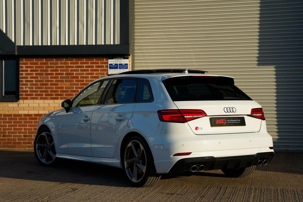 Audi S3 Hatchback 2.0 Tfsi Black Edition Sportback S Troni White #2
