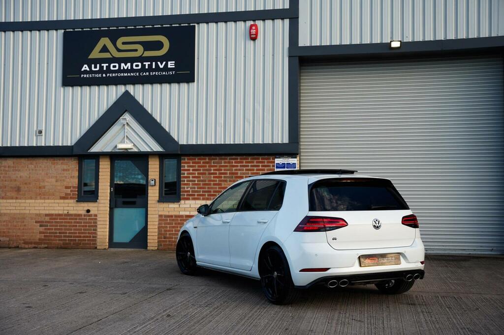 Volkswagen Golf Hatchback 2.0 Tsi Bluemotion Tech R Dsg 4Motion Eu NG17JXJ White #4