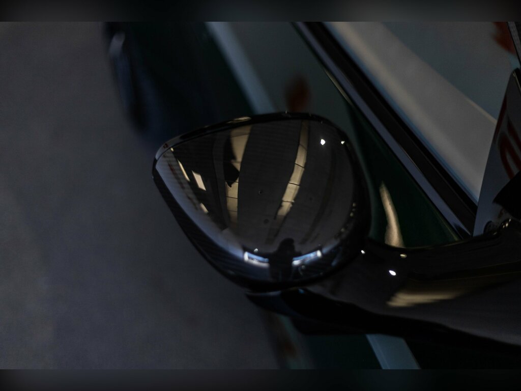 Aston Martin DB12 4.0 V8 Coupe Euro 6 Ss 680 Ps Green