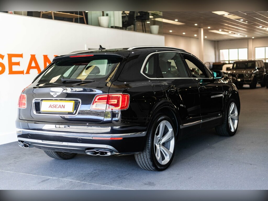 Bentley Bentayga 4.0D V8 Suv 4Wd Euro 6 Ss 435 LT67OSK Black #6