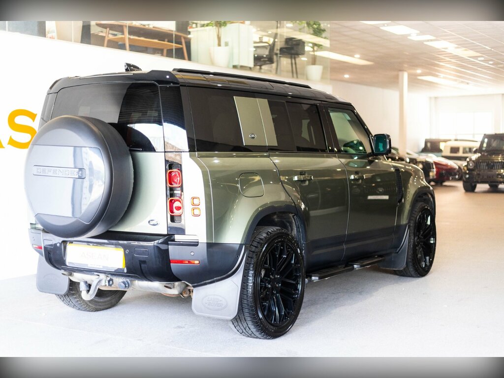 Land Rover Defender 110 P300 2.0 Si4 Se Suv 4Wd HF21UJT Green #4