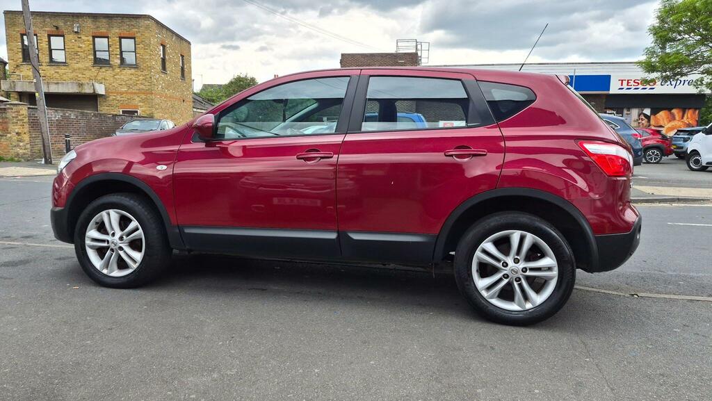 Nissan Qashqai Suv SH11BDE Red #5