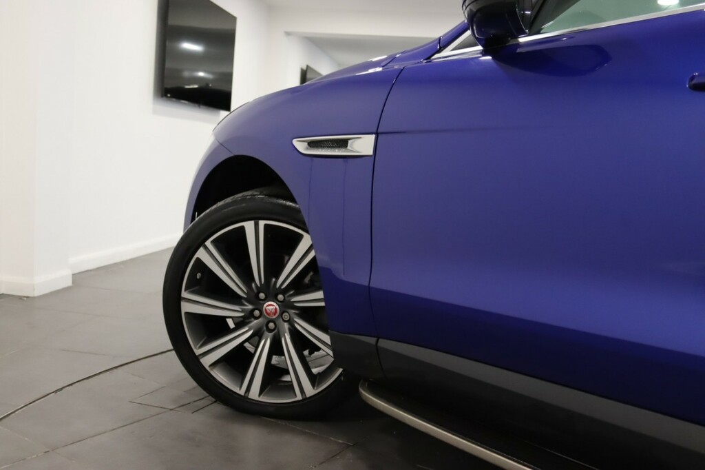 Jaguar F-Pace 3.0 D300 V6 Portfolio Blue #4