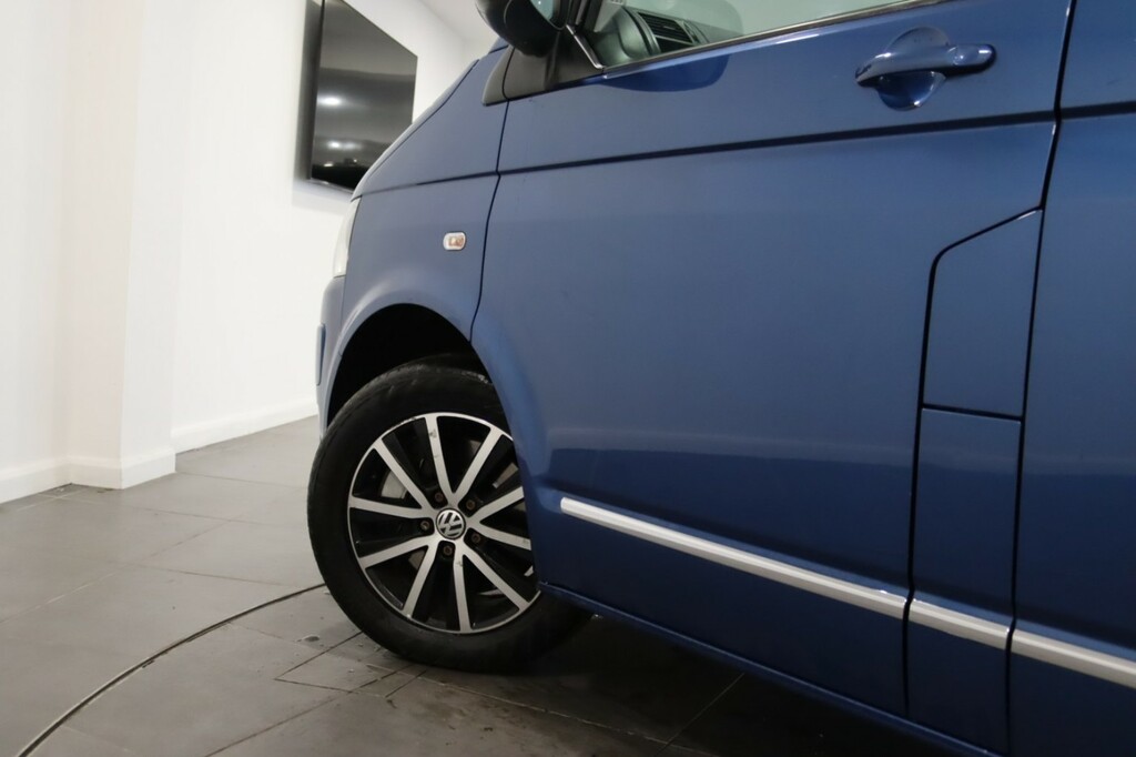 Volkswagen Caravelle 2.0 Bitdi Bluemotion Tech Executive WJ63REU Blue #4