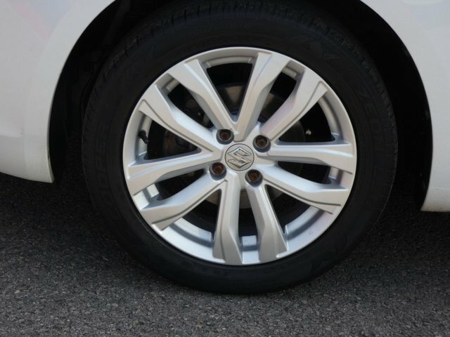Suzuki Swift 2013 1.2 Sz2 94 Ps White #2