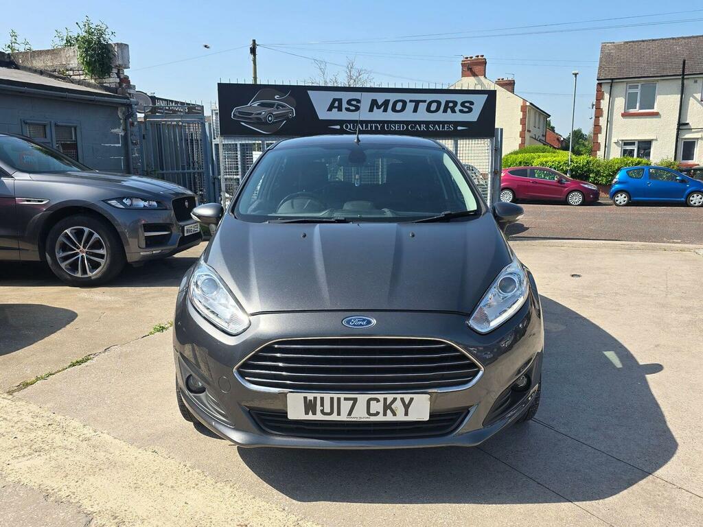 Ford Fiesta 1.0T Ecoboost Titanium Euro 6 Ss 201717 WU17CKY Grey #2