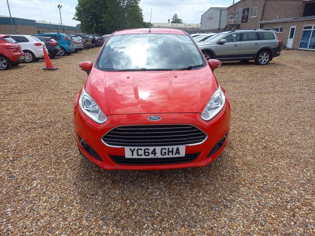Ford Fiesta Hatchback 1.25 Zetec Euro 5 201464 YC64GHA Red #2
