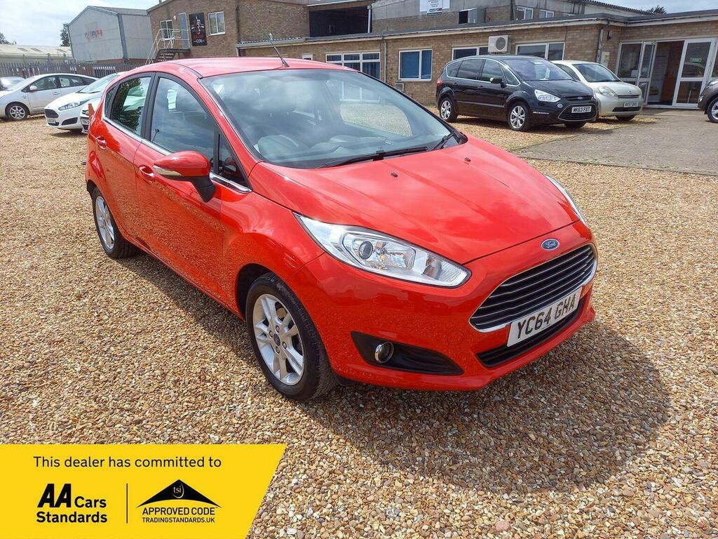 Ford Fiesta Hatchback 1.25 Zetec Euro 5 201464 Red