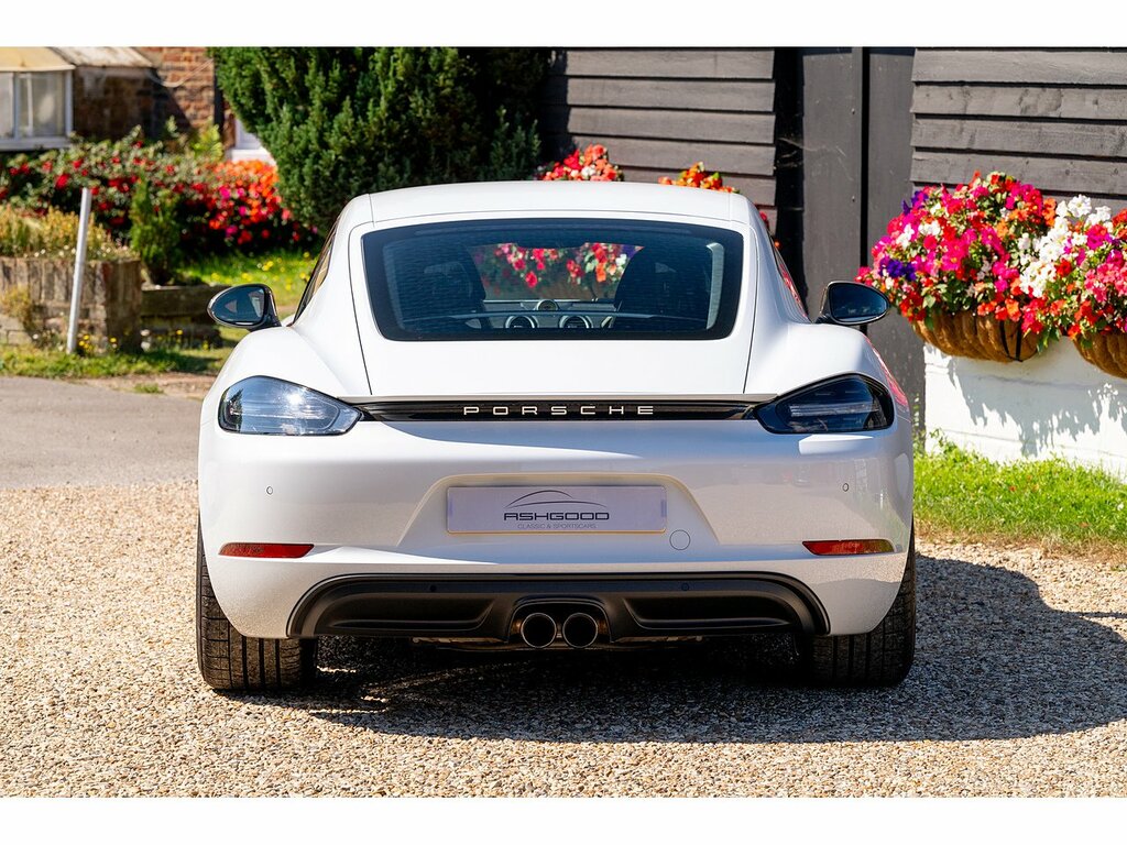 Porsche 718 Cayman T 18 White #6