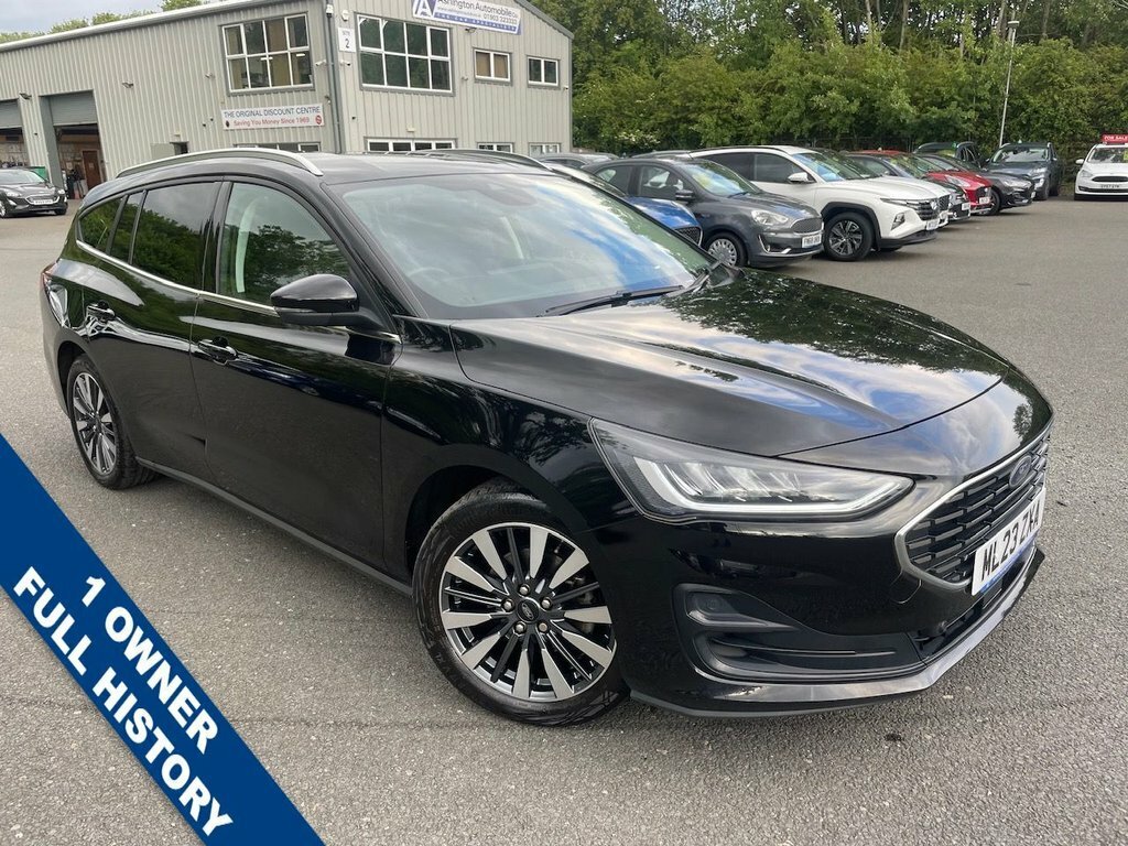 Ford Focus 1L Titanium X Black